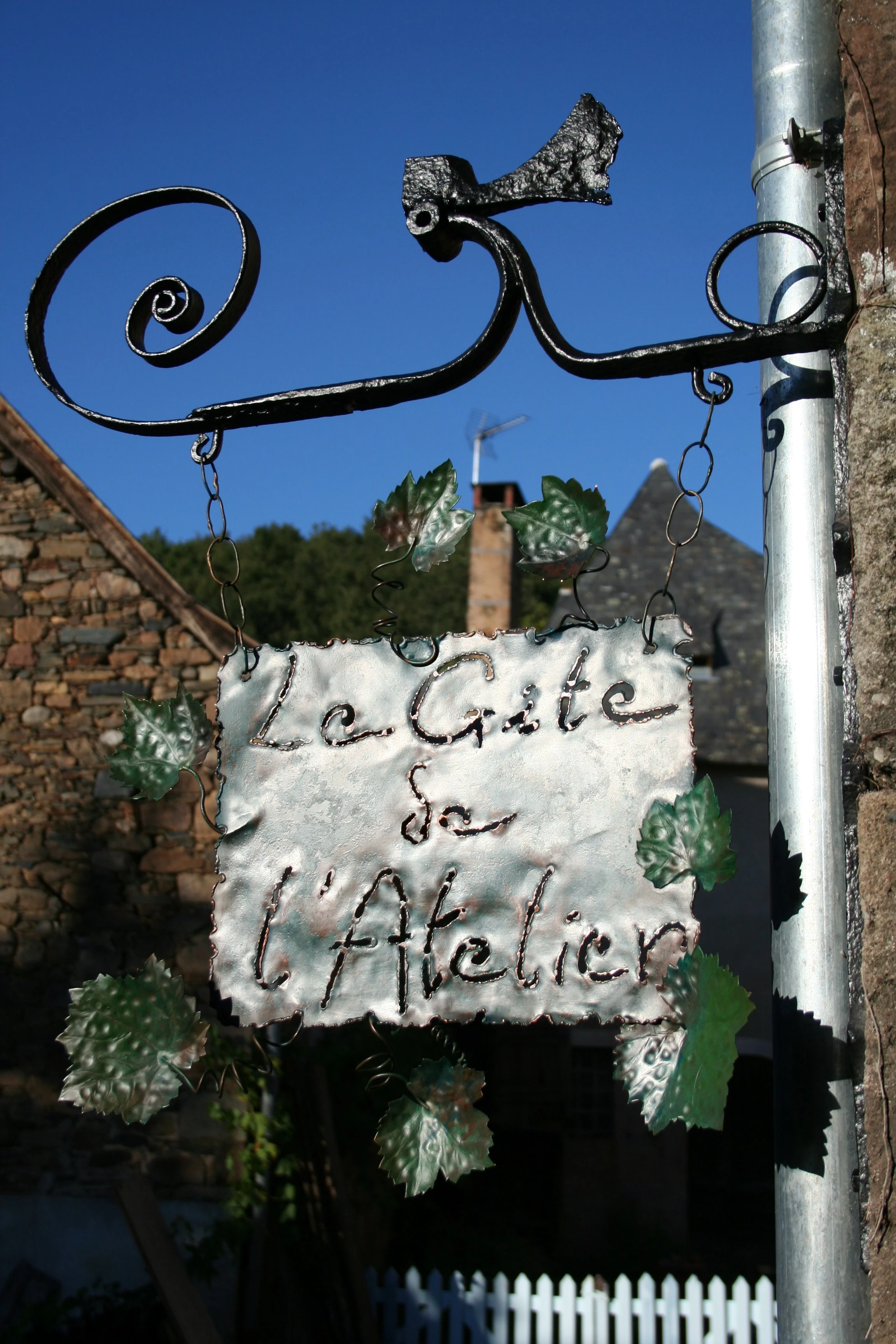 Vue de la ruelle où se situe le gîte