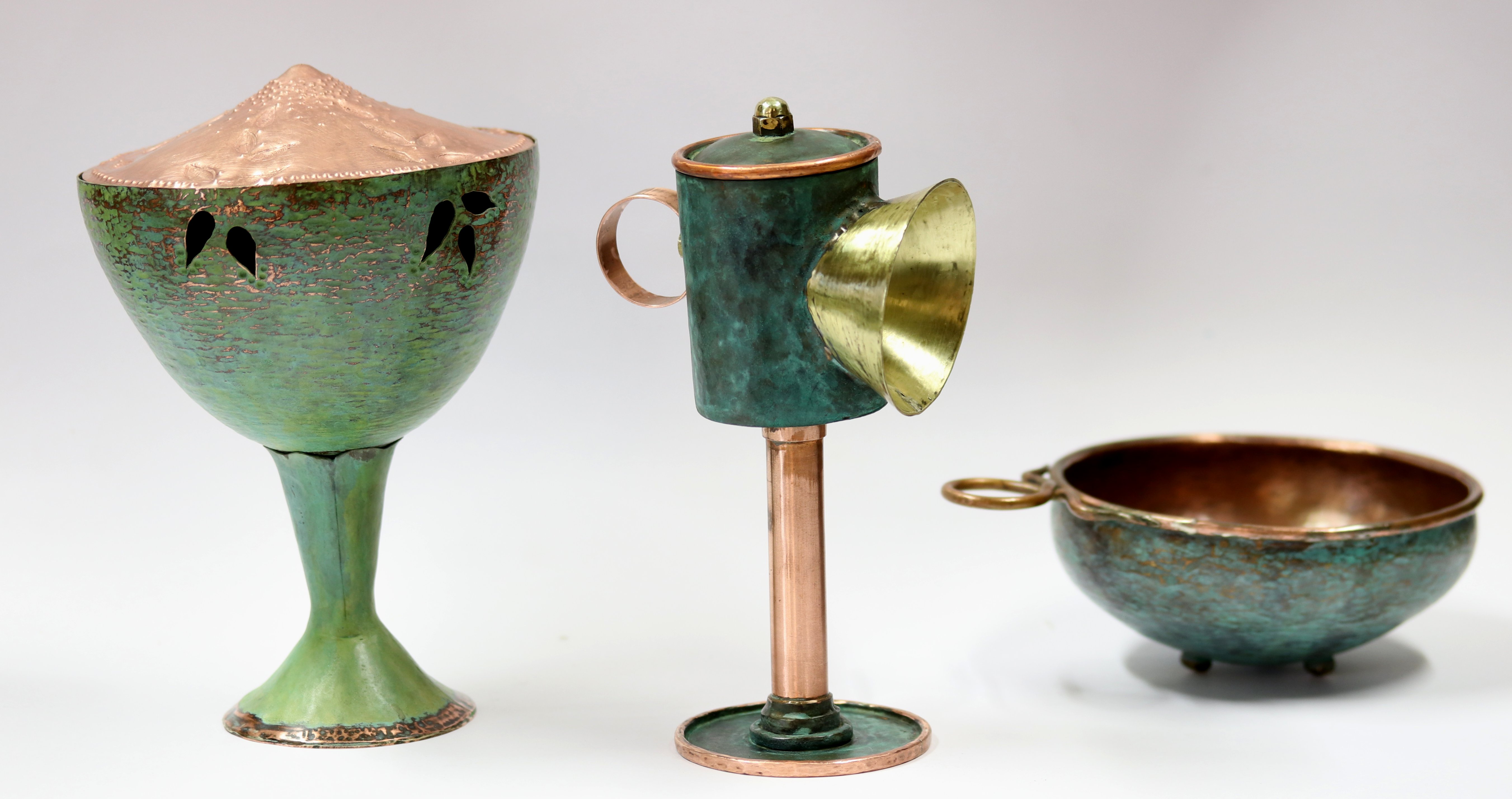 3 créations en métal martelé